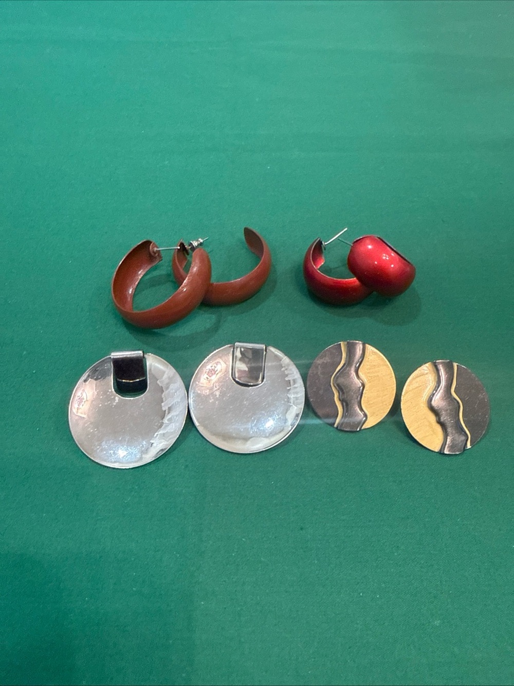 4 Pairs Pierced Earrings. Brown, Red, Silver &Brown And Gold. 73D